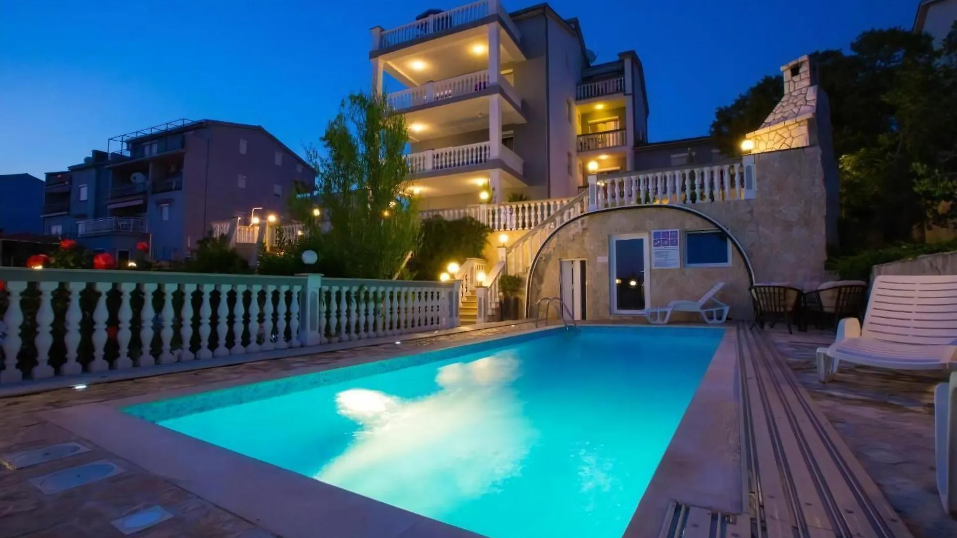 Erdgeschosswohnung Mit Terrasse Und Balkon Crikvenica