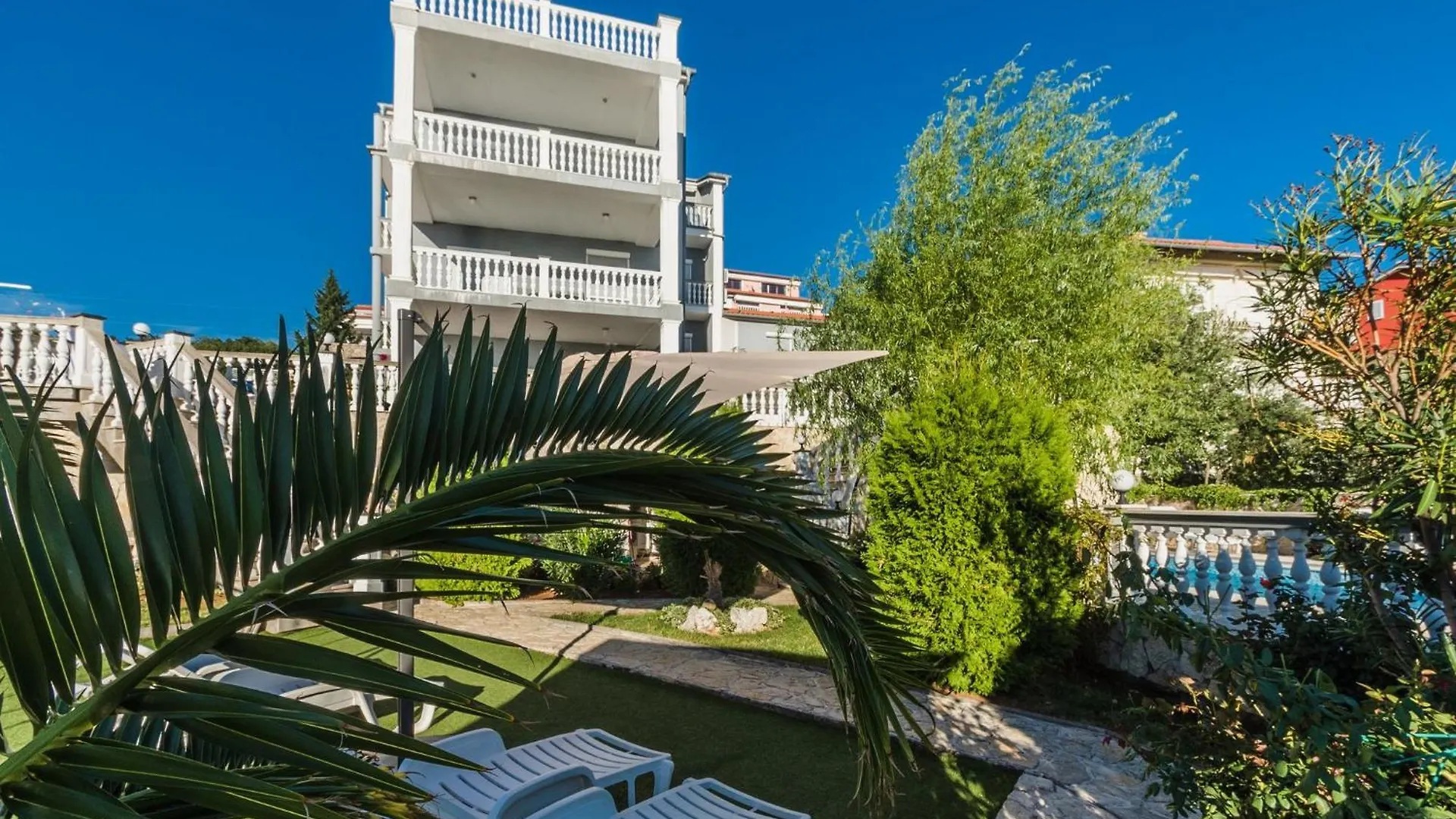 Erdgeschosswohnung Mit Terrasse Und Balkon Crikvenica