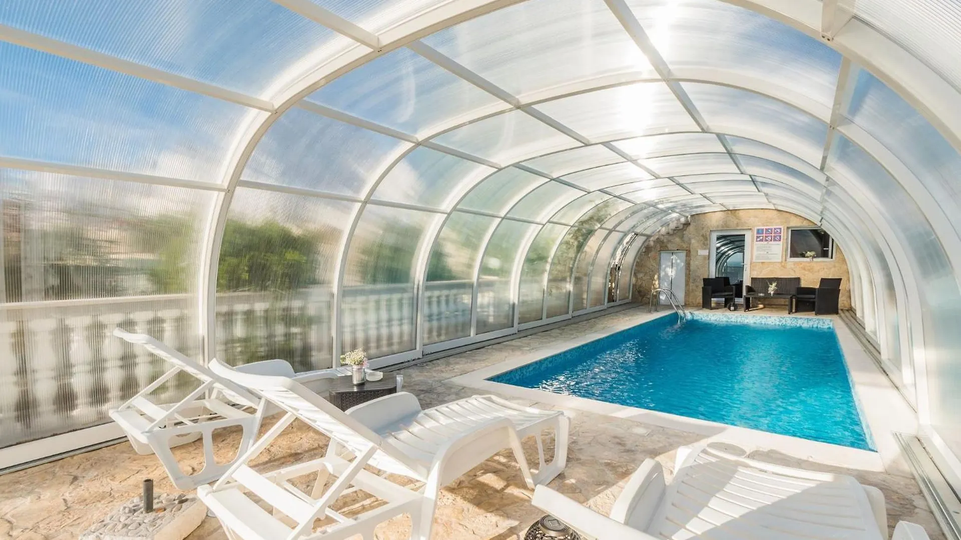 Erdgeschosswohnung Mit Terrasse Und Balkon Crikvenica 0*,