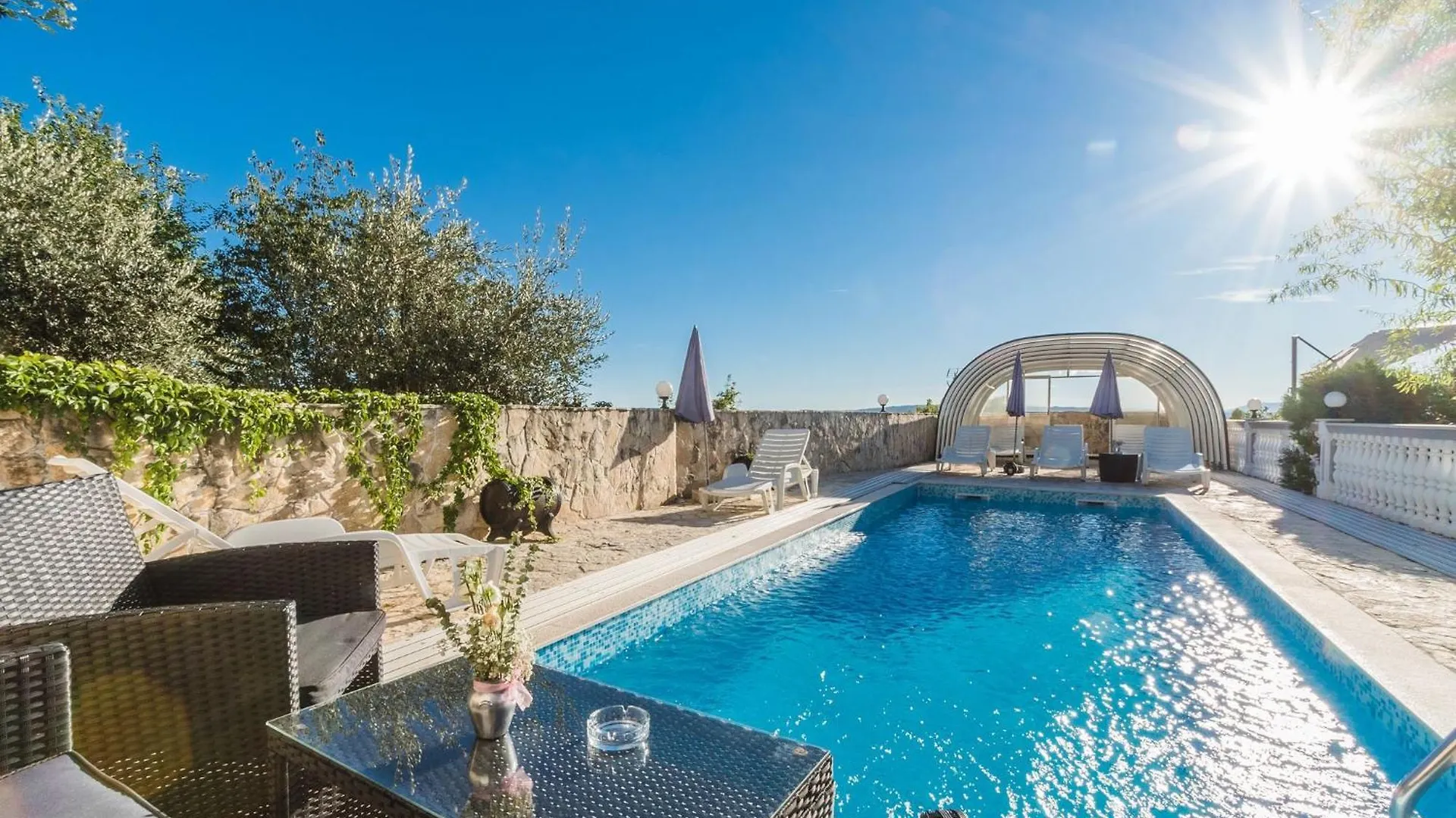 Erdgeschosswohnung Mit Terrasse Und Balkon Crikvenica Appartamento