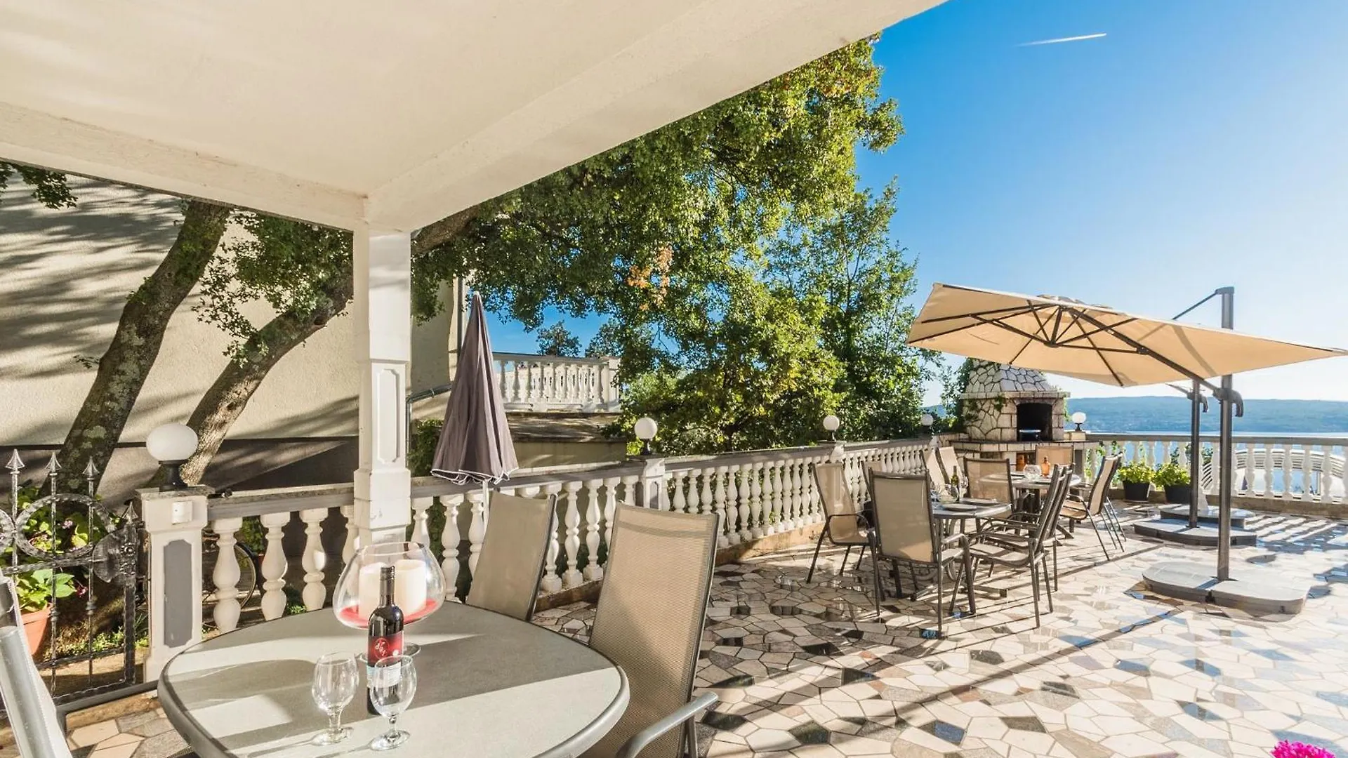 Erdgeschosswohnung Mit Terrasse Und Balkon Crikvenica